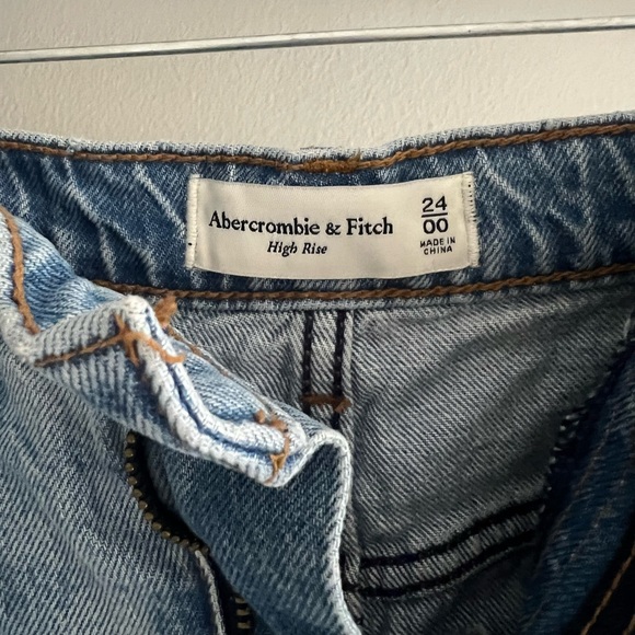 Abercrombie & Fitch denim midi skirt- size 24- light wash - Picture 9 of 9